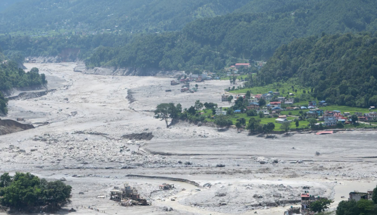 Flash flood nepal